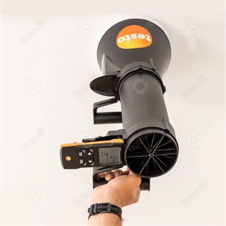 SZÁRNYKEREKES LÉGSEBESSÉGMÉRŐ TESTO 2417 (mérőtölcsérekkel és laminátorral)